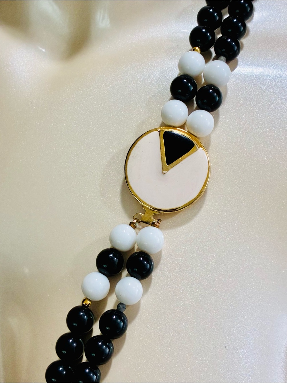 VTG 80s Black and White Beaded Layered Necklace with Gold Enamel Security Clasp